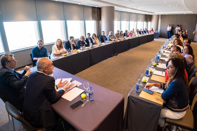 Reunión de la candidatura del PSOE con la dirección provincial