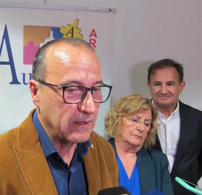 El consejero de Educación, Cultura y Deporte del Gobierno de Aragón, Felipe Faci.