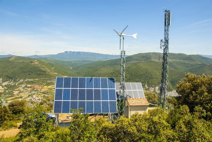 Ryse Energy Hybrid Renewable Energy System in an off-grid location