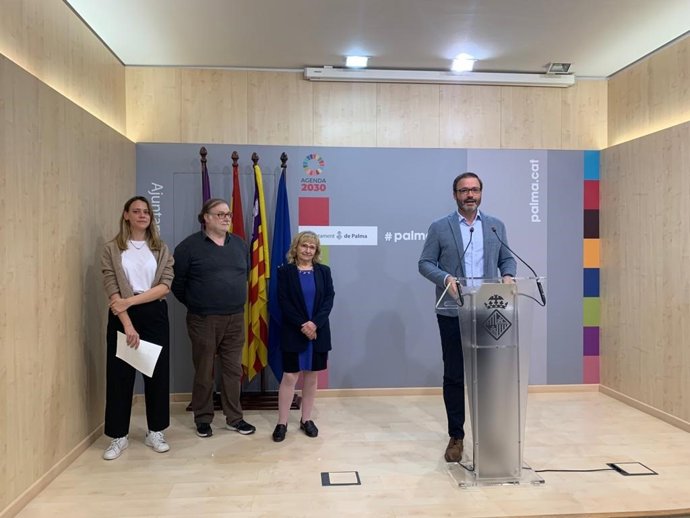 El alcalde de Palma, José Hila, durante la presentación de la fiesta 'diumenge de l'ngel'