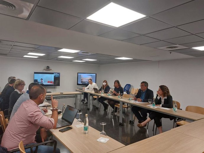 La consellera de Salud y Consumo, Patricia Gómez, preside la reunión de constitución del Consejo Rector de la Agencia de Salud Pública