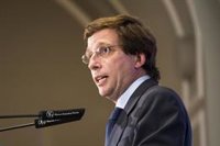 Almeida responde a Villacís que CS fichó a Garrido cuando estaba "en las listas del PP al Parlamento Europeo"