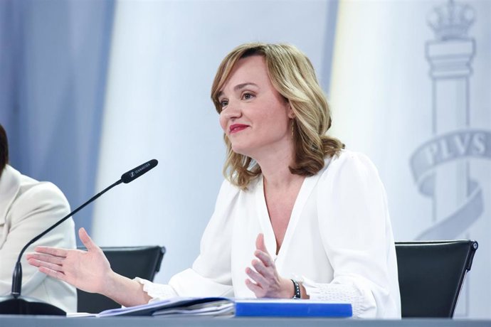 Archivo - La ministra de Educación y Formación Profesional, Pilar Alegría, interviene durante una rueda de prensa posterior al Consejo de Ministros