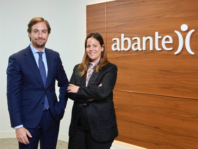 Los socios de Abante Ignacio Aguilera y Henar Requera.