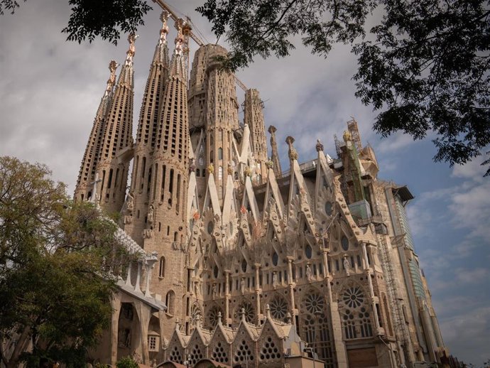 Archivo - Exterior de la catedral de la Sagrada Familia en Barcelona