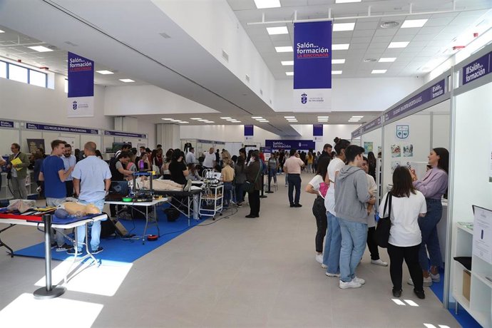 Np Iii Salón De La Formación La Rinconada