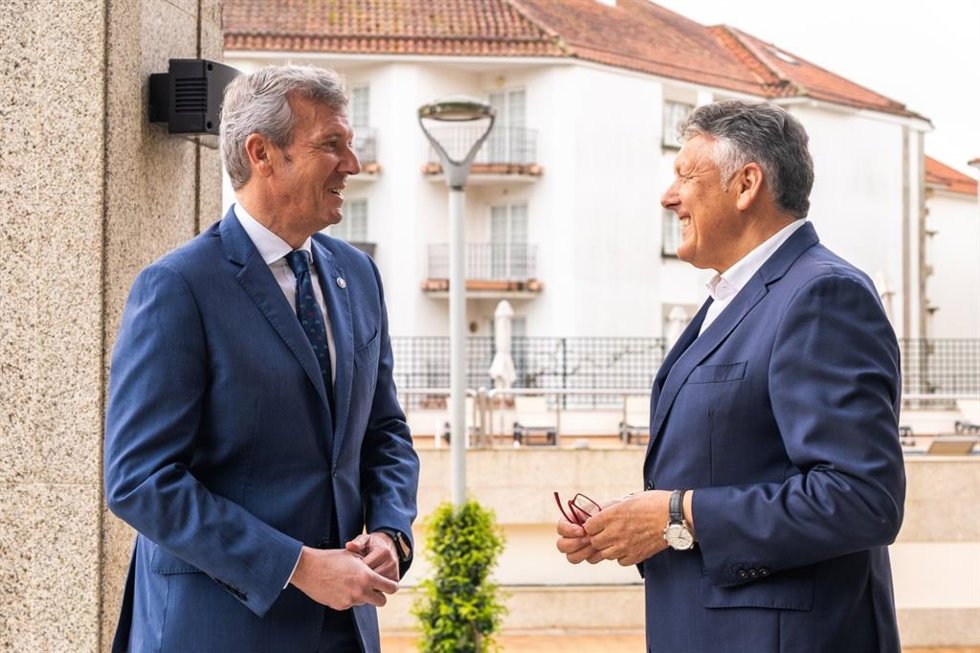 Rueda y Telmo Martín, antes del desayuno económico en Sanxenxo.