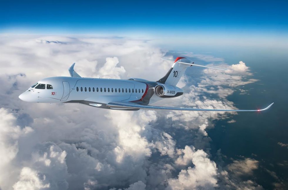 Imagen del avión Falcon 10X.
