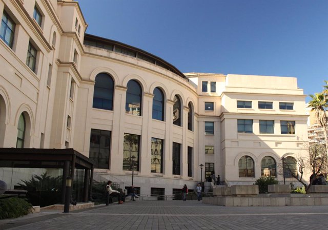 Archivo - Arxiu - Universitat de València