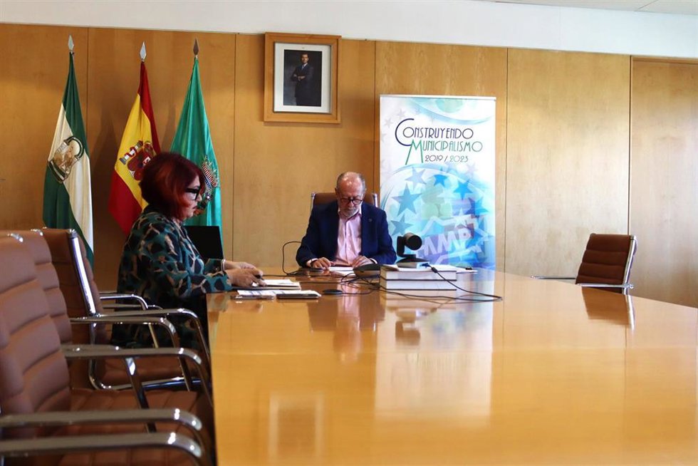 El presidente de la FAMP y de la Diputación de Sevilla, Fernando Rodríguez Villalobos.