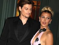 Millie Bobby Brown se casa con el hijo de Jon Bon Jovi, Jake Bongiovi, y sus fans no dan crédito: "¡Es demasiado joven!"