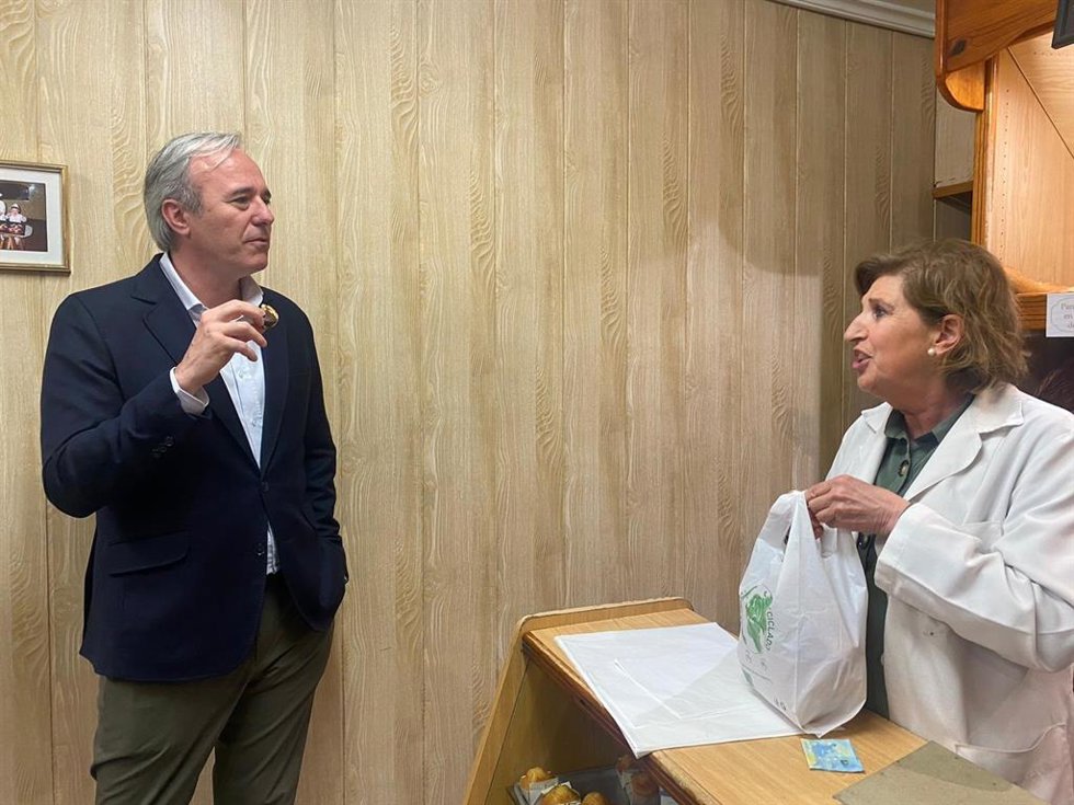 El presidente del PP Aragón, Jorge Azcón, durante su visita a Tarazona (Zaragoza).