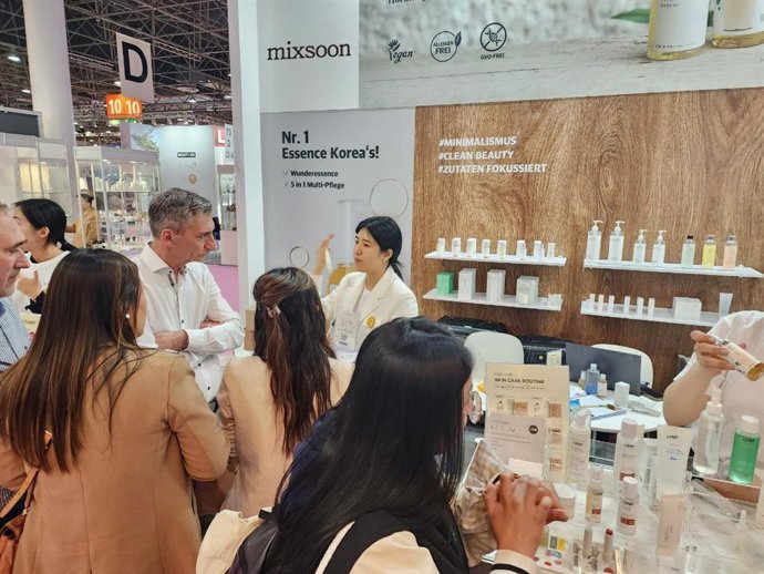 Mixsoon in the Beauty Düsseldorf Fair