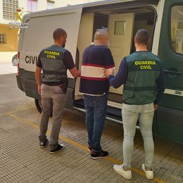 Detenido por la Guardia Civil