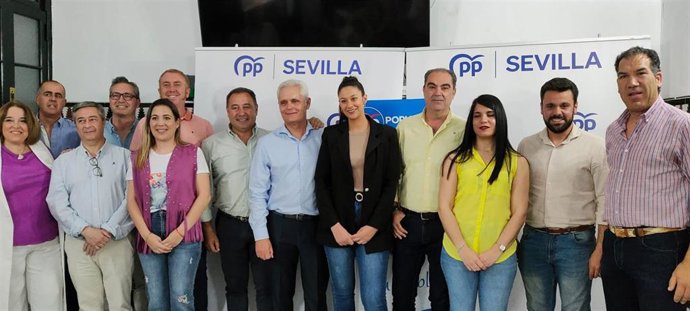 El presidente del PP de Sevilla, Ricardo Sánchez, en la presentación del candidato del PP a la Alcaldía de Montellano.
