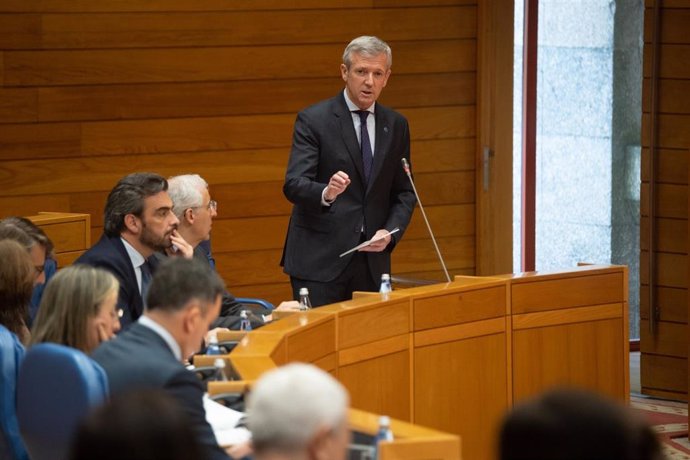 O presidente da Xunta, Alfonso Rueda, na sesión de control do Parlamento de Galicia