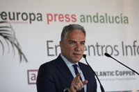 Bendodo reitera la "mano tendida" del PP para cambiar la "nefasta" Ley del 'sí es sí' pese a la "soberbia" de Sánchez