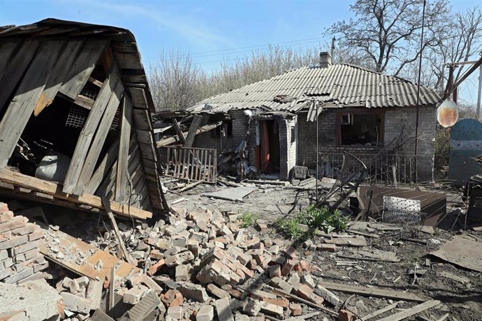 Viviendas destruidas por los combates en Chasiv Yar, en la región de Donetsk