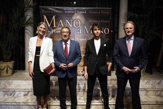 Laura Sánchez, Antonio Pulido, Roca Rey y José Enrique Moreno, en los 'Mano a mano' de la Fundación Cajasol.