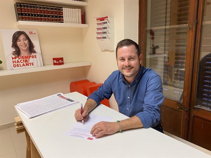 Archivo - El secretario general de la Agrupación Socialista de Marratxí y alcalde del municipio, Miquel Cabot.