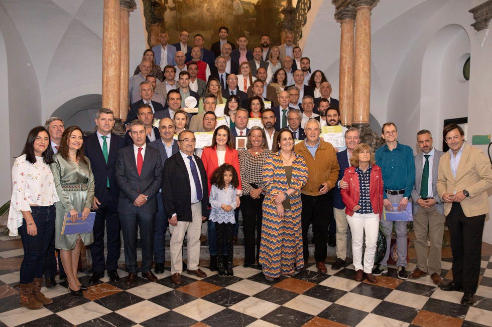 Foto de familia en la entrega de premios del X Concurso Ibérico de AOVE