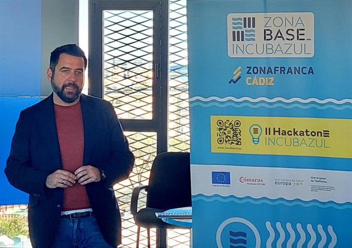 Fran González en el II Hackaton Incubazul de la Zona Franca.