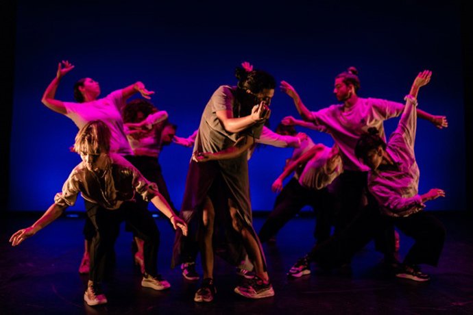 Archivo - Actuación de Colectivo Danza de Málaga, 'Me paso el día bailando'