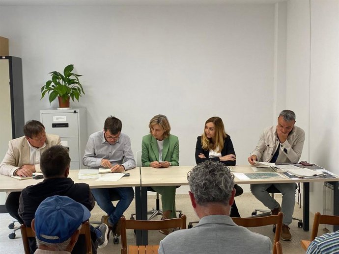 Isaura Navarro Informa A Los Municipios Afectados En El Incendio Forestal De Villanueva De Viver Sobre Las Próximas Actuaciones Para La Restauración Ambiental De La Zona