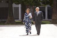 PSOE y Por Andalucía critican que la consejera de Salud hable en el Parlamento de vacunación con la que está "cayendo"