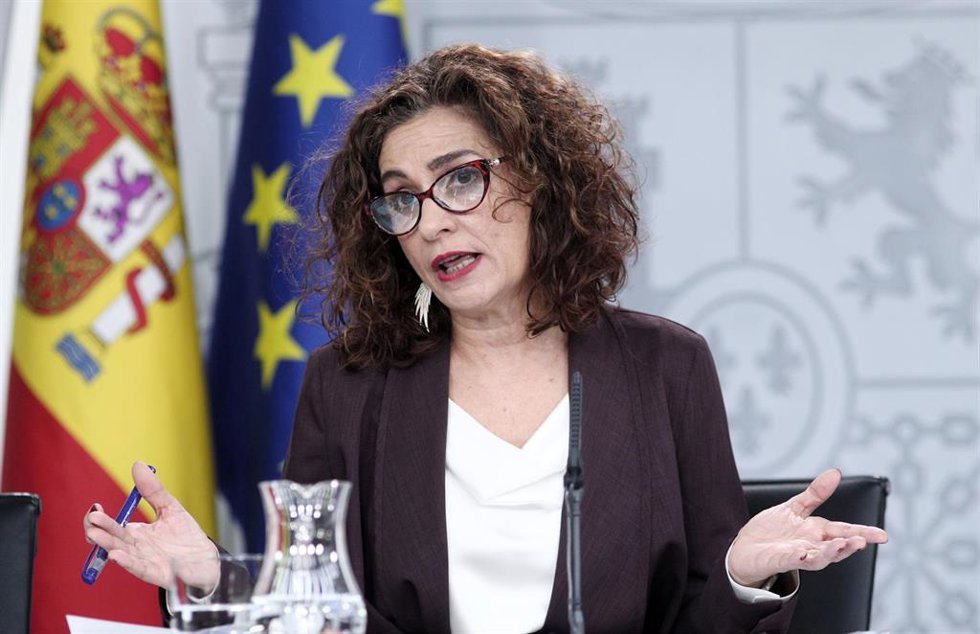 Archivo - La ministra de Hacienda y Función Pública, María Jesús Montero