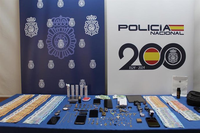 Nota De Prensa: "La Policía Nacional Desarticula Una Organización Criminal Dedicada A Robos En Domicilios Y Detiene A Tres Hombres"