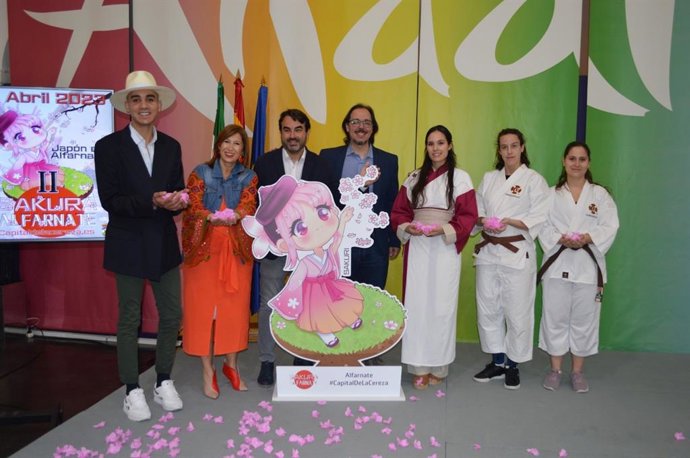 Presentación de la celebración en Alfarnate de Sakura, la fiesta de la floración del cerezo