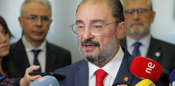 El presidente de Aragón, Javier Lambán, manifeista su preocupación sobre la sequía.