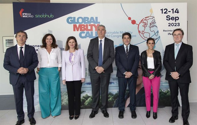 David Moneo, director de Global Mobility Call; Arancha Priede, directora de Negocio de Ifema Madrid; María José Rallo, secretaria general de Transportes y Movilidad; José Vicente de los Mozos, presidente del Comité Ejecutivo de Ifema Madrid; David Pérez,