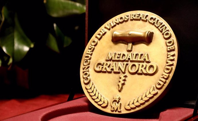 Medalla Gran Oro del Concurso de Vinos Real Casino de Madrid.
