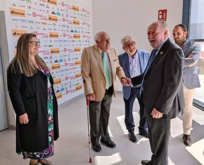 Villalobos, en unas jornadas en La Roda sobre innovación desde el entorno rural.