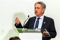 Revilla considera "extraordinario para Cantabria" el apoyo de la Eurocámara al tren a Bilbao