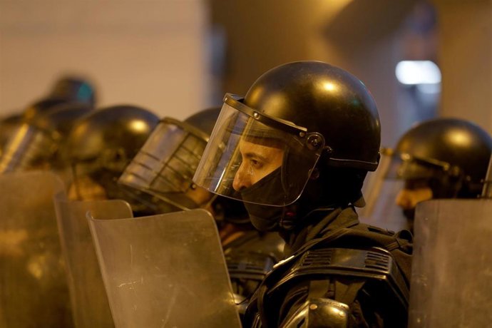 Archivo - Despliegue de la Policía de Ecuador durante unas protestas contra el Gobierno de Guillermo Lasso en junio de 2022