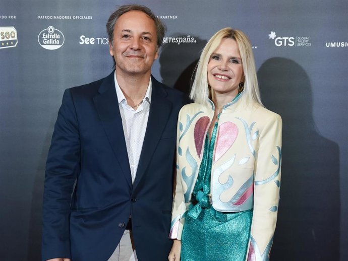 Eugenia Martínez De Irujo Y Narcís Rebollo