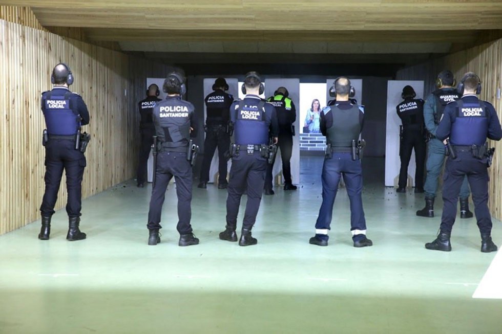 Policías locales en Cantabria
