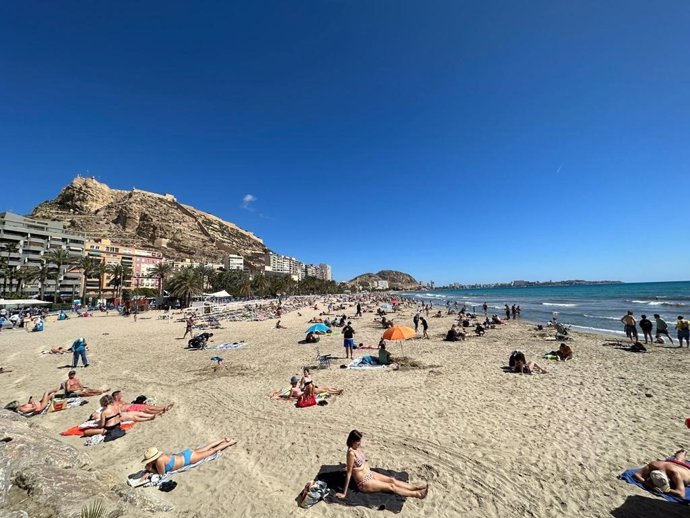 Playa de Alicante.