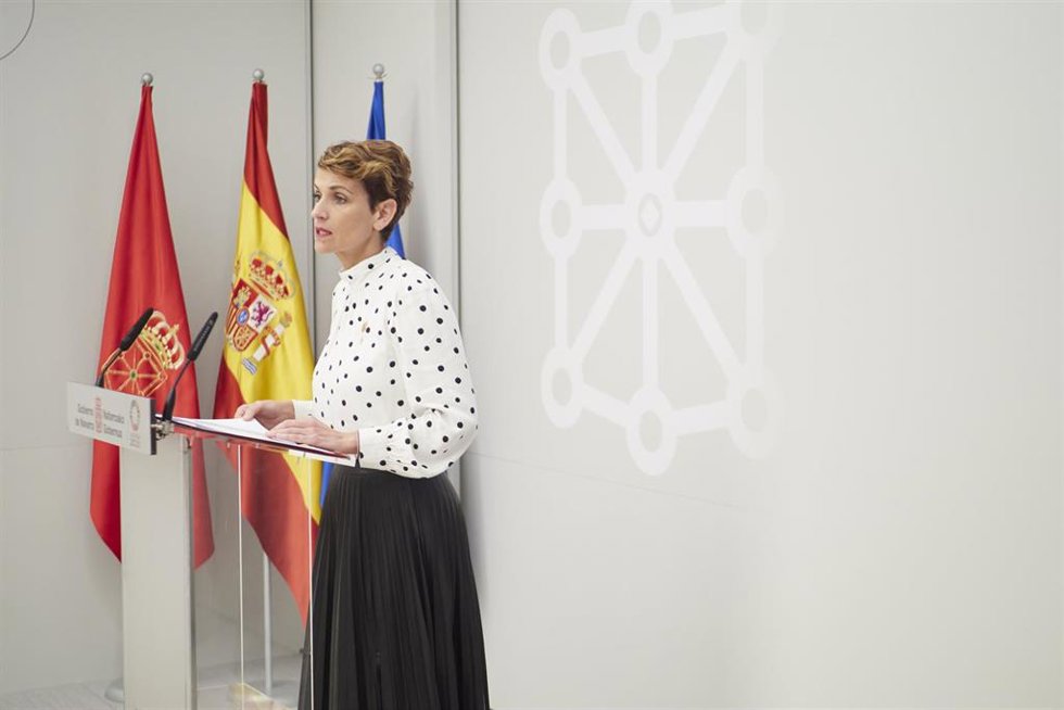 La presidenta de Navarra, María Chivite, durante una rueda de prensa 