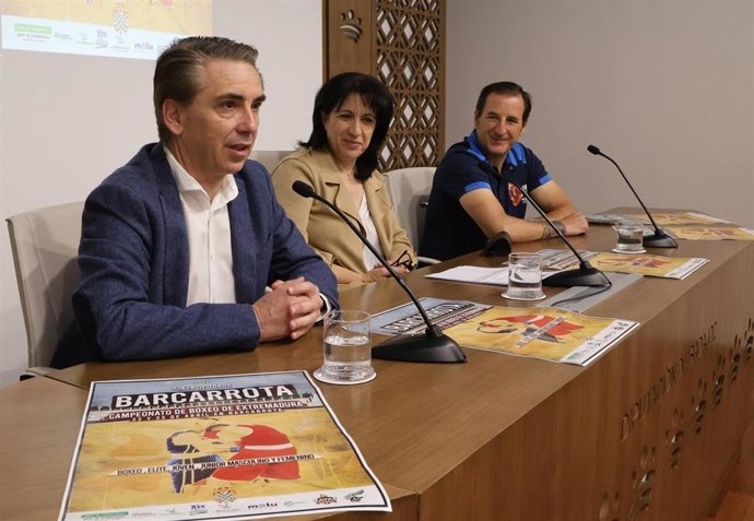 Presentación del Campeonato Extremeño de Boxeo, que se celebrará en Barcarrota
