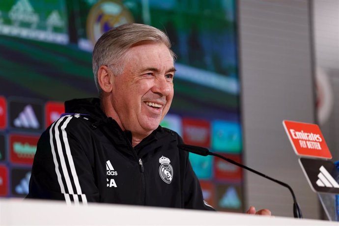 El entrenador del Real Madrid, Carlo Ancelotti, durante una rueda de prensa.