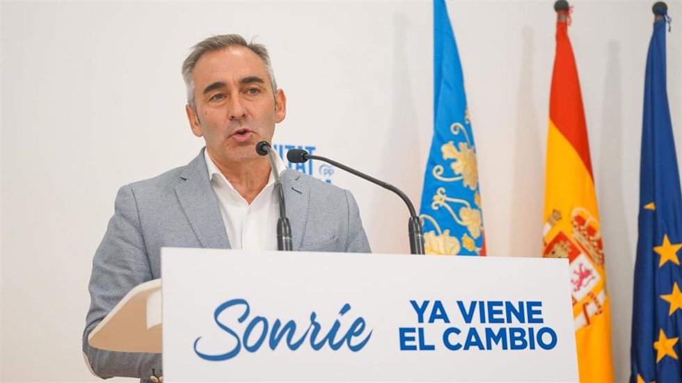 El director de campaña del PPCV, Miguel Barrachina
