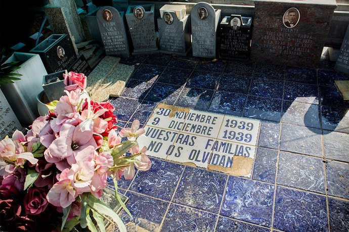 Fotografía de la exposición  Paterna: la memoria del horror de Eva Máñez en el CCCC