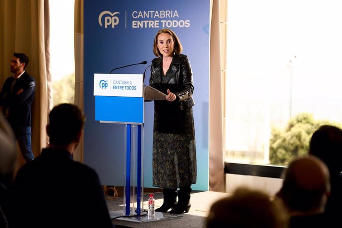 La secretaria general del PP, Cuca Gamarra, en un acto en Santander 