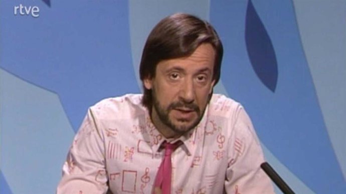 El periodista, presentador y crítico musical Carlos Tena