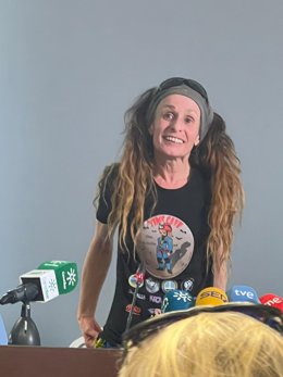 Beatriz Flamini comparece ante los medios tras permanecer 500 días en una cueva de Motril (Granada)