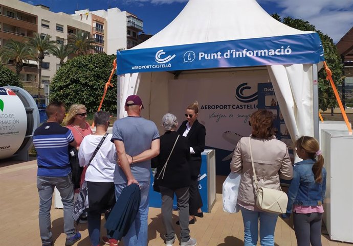 El Aeropuerto de Castellón informa sobre sus rutas regulares en el evento 'Escala a Castelló'